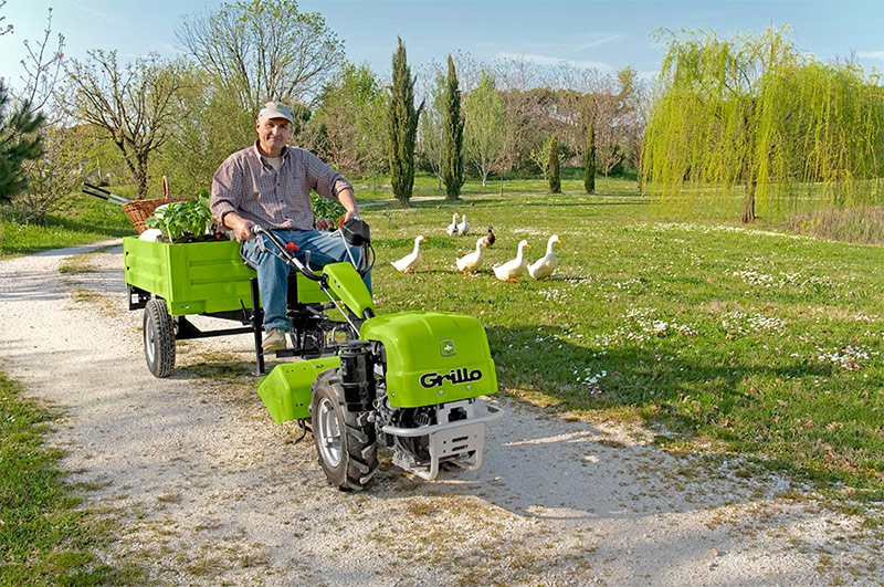 Motoblock mit Anhänger