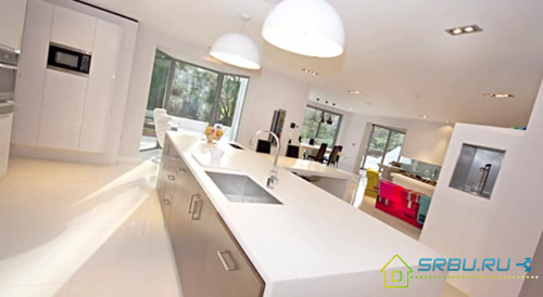 Hi-tech style kitchen