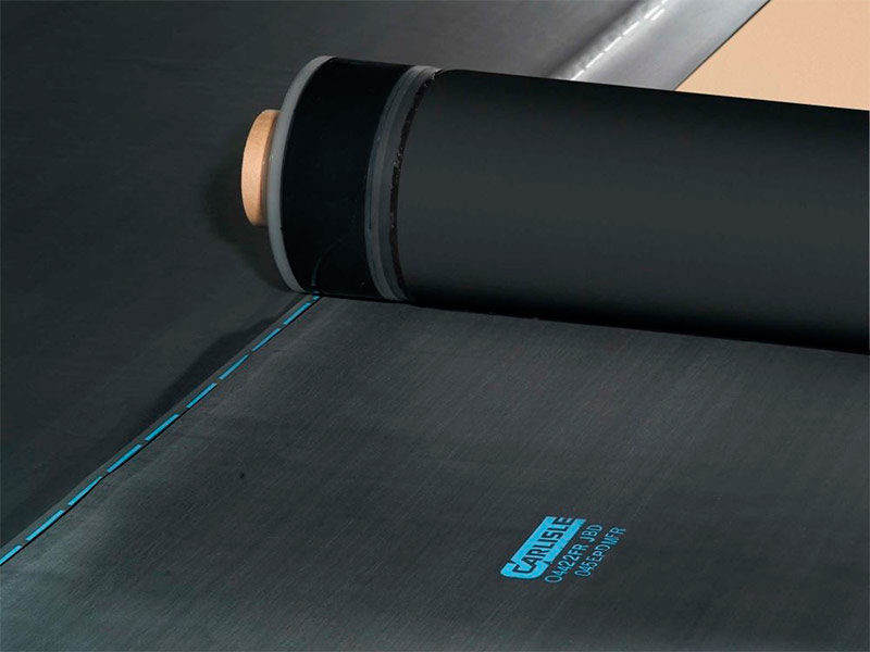 Sutura membranei EPDM