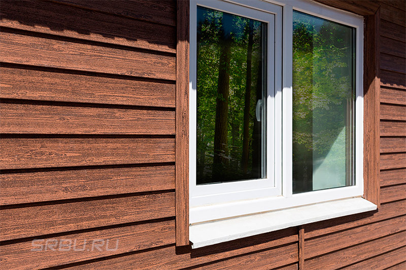 Facade of acrylic siding