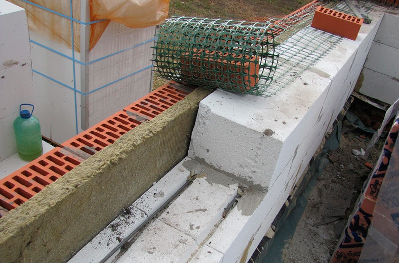 Masonry reinforcement