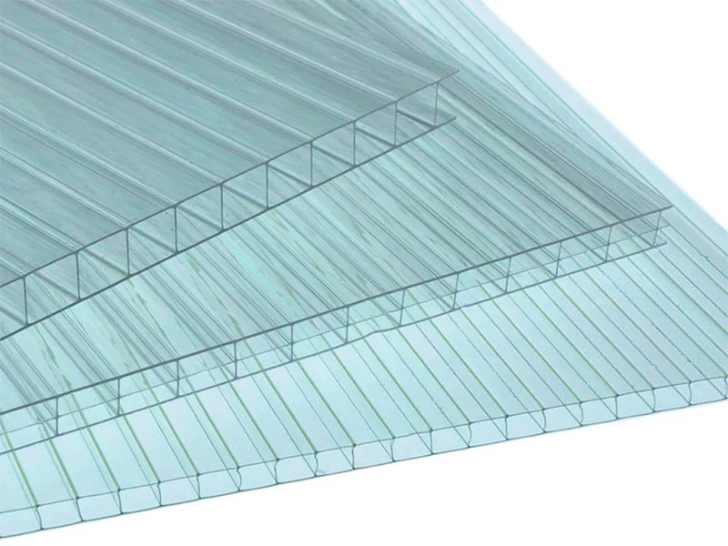 Transparent polycarbonate