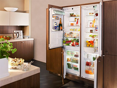 Fully integrated side-by-side refrigerator