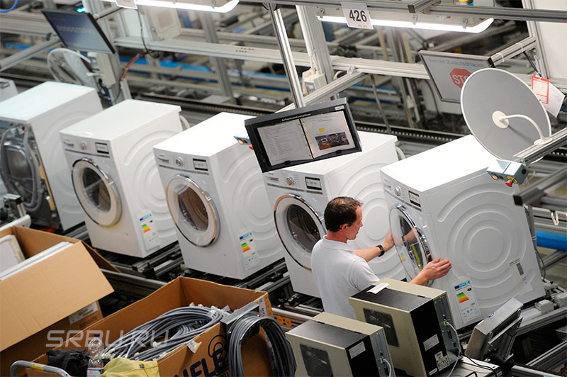 Assembly of washing machines