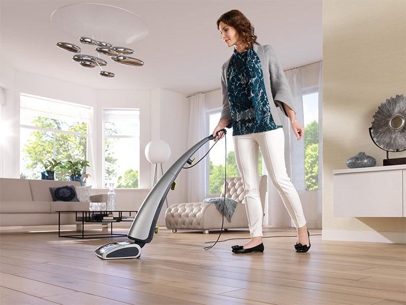 Vertical vacuum cleaner